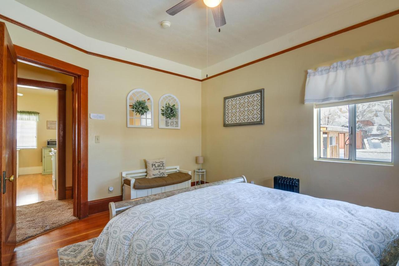 Beautiful Historic Home Near Bryce Canyon! Кэннонвилл Экстерьер фото